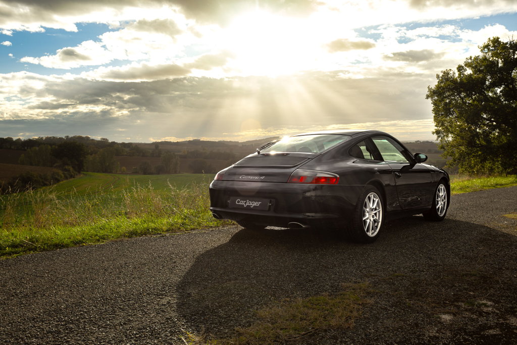 Porsche 996 Carrera 4