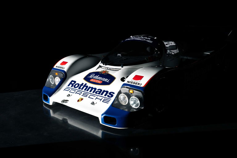 Porsche 962