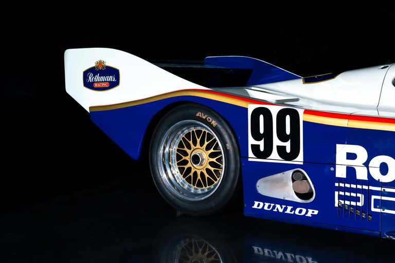 Porsche 962