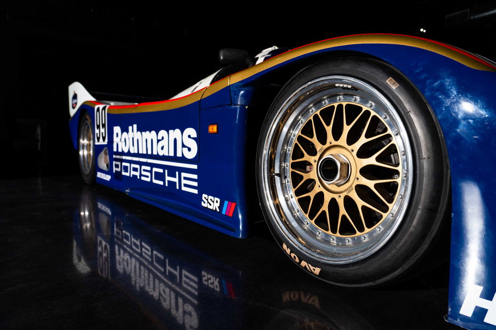 Porsche 962