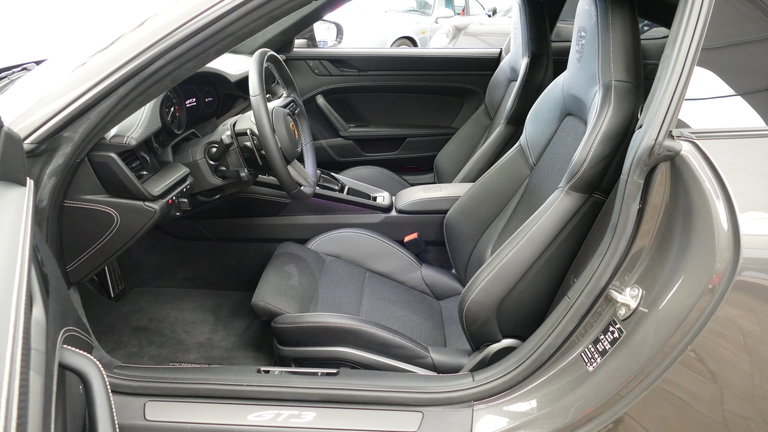 Porsche 992 GT3 Touring
