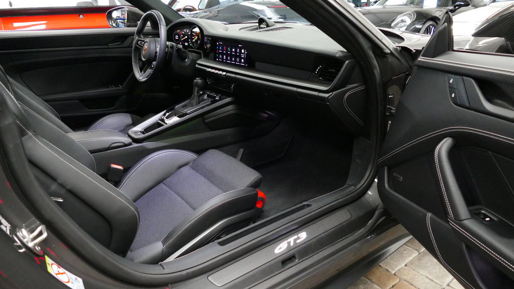 Porsche 992 GT3 Touring