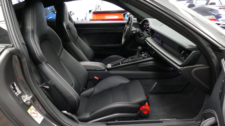 Porsche 992 GT3 Touring