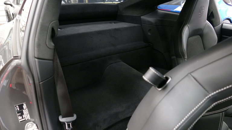 Porsche 992 GT3 Touring