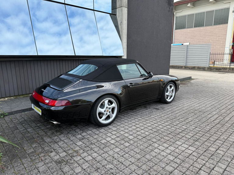 Porsche 993 Carrera 4