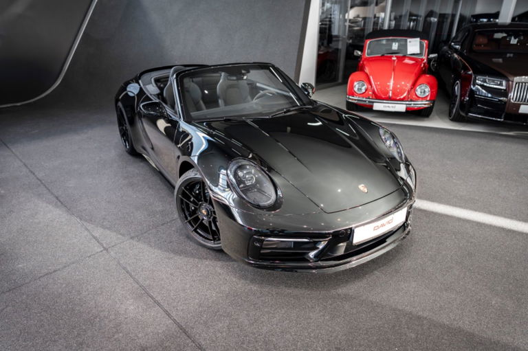 Porsche 992 Carrera GTS