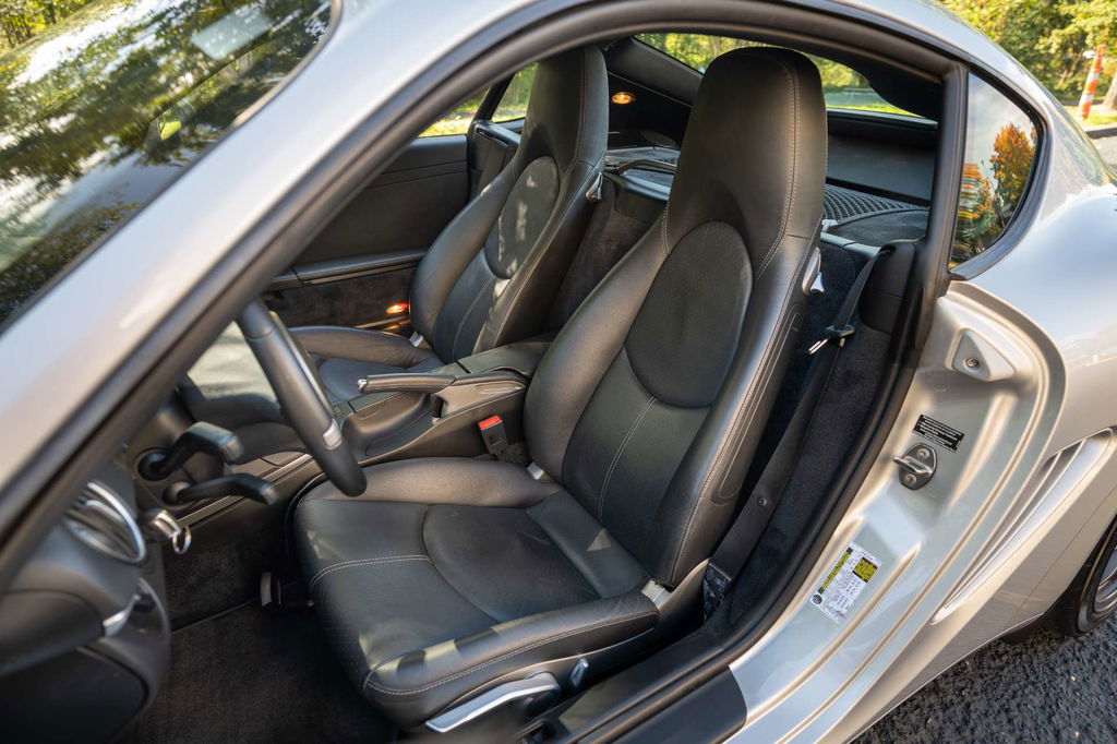 Porsche 987 Cayman S