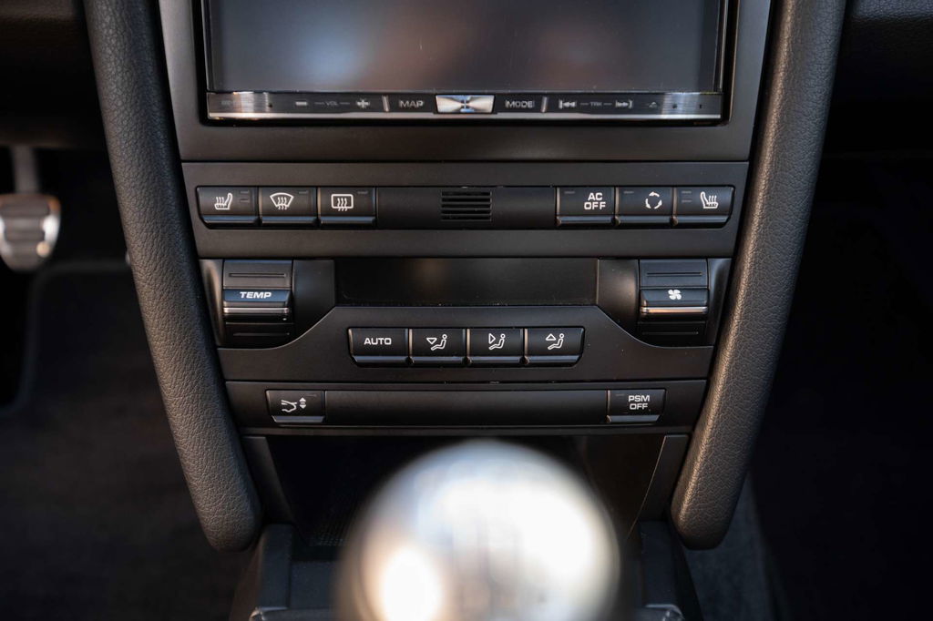 Porsche 987 Cayman S