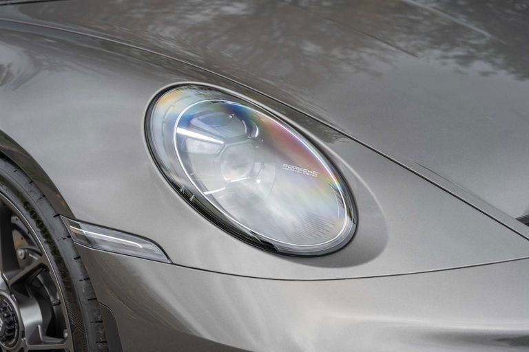 Porsche 992 GT3 Touring