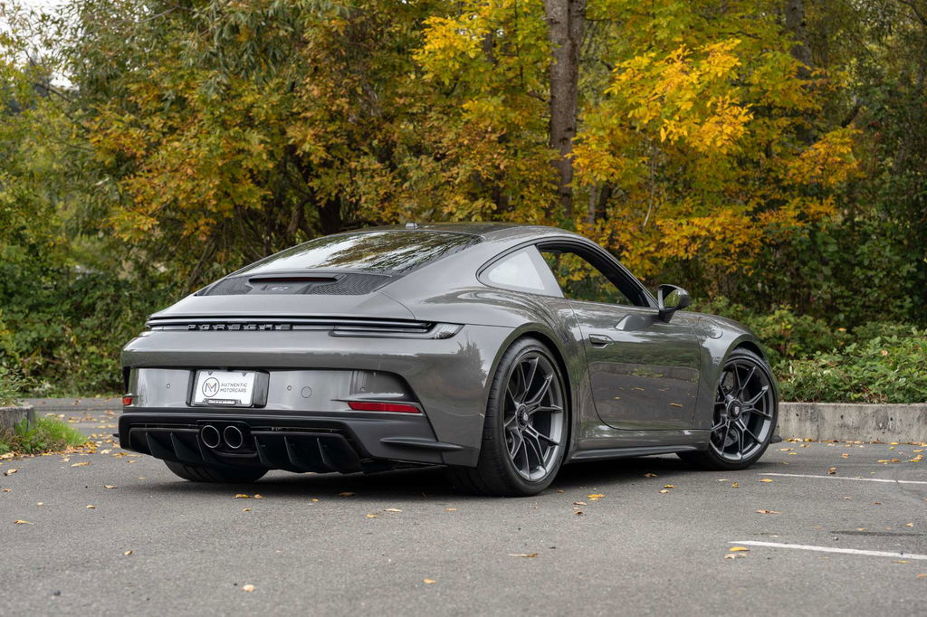 Porsche 992 GT3 Touring