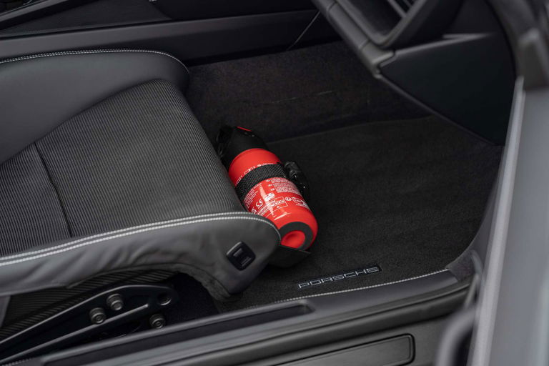 Porsche 992 GT3 Touring