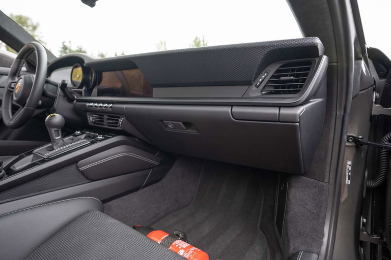 Porsche 992 GT3 Touring