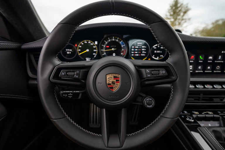 Porsche 992 GT3 Touring