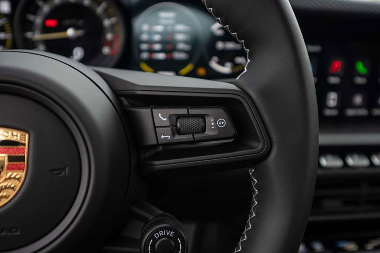 Porsche 992 GT3 Touring