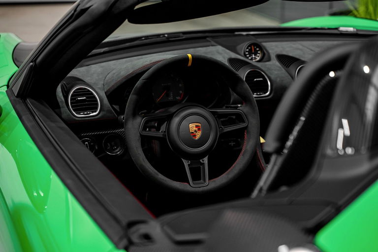 Porsche 718 Spyder RS