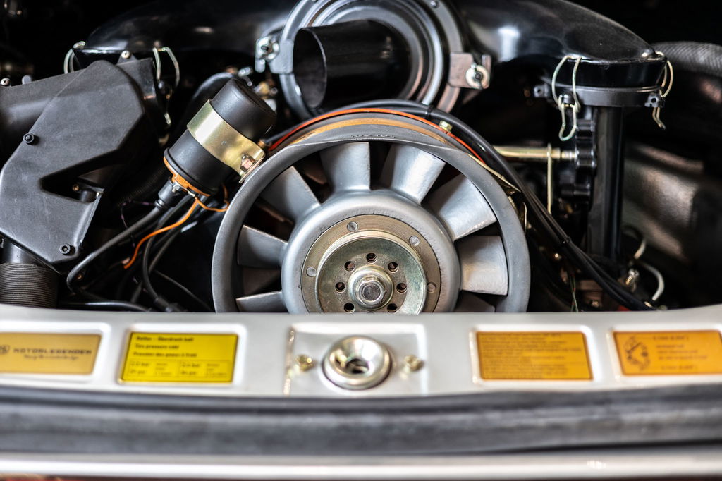 Porsche 911 Carrera 2,7