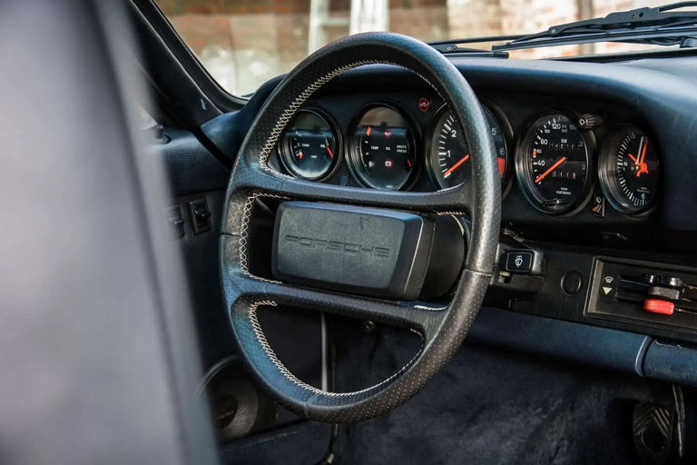 Porsche 911 Carrera 3.2 WTL