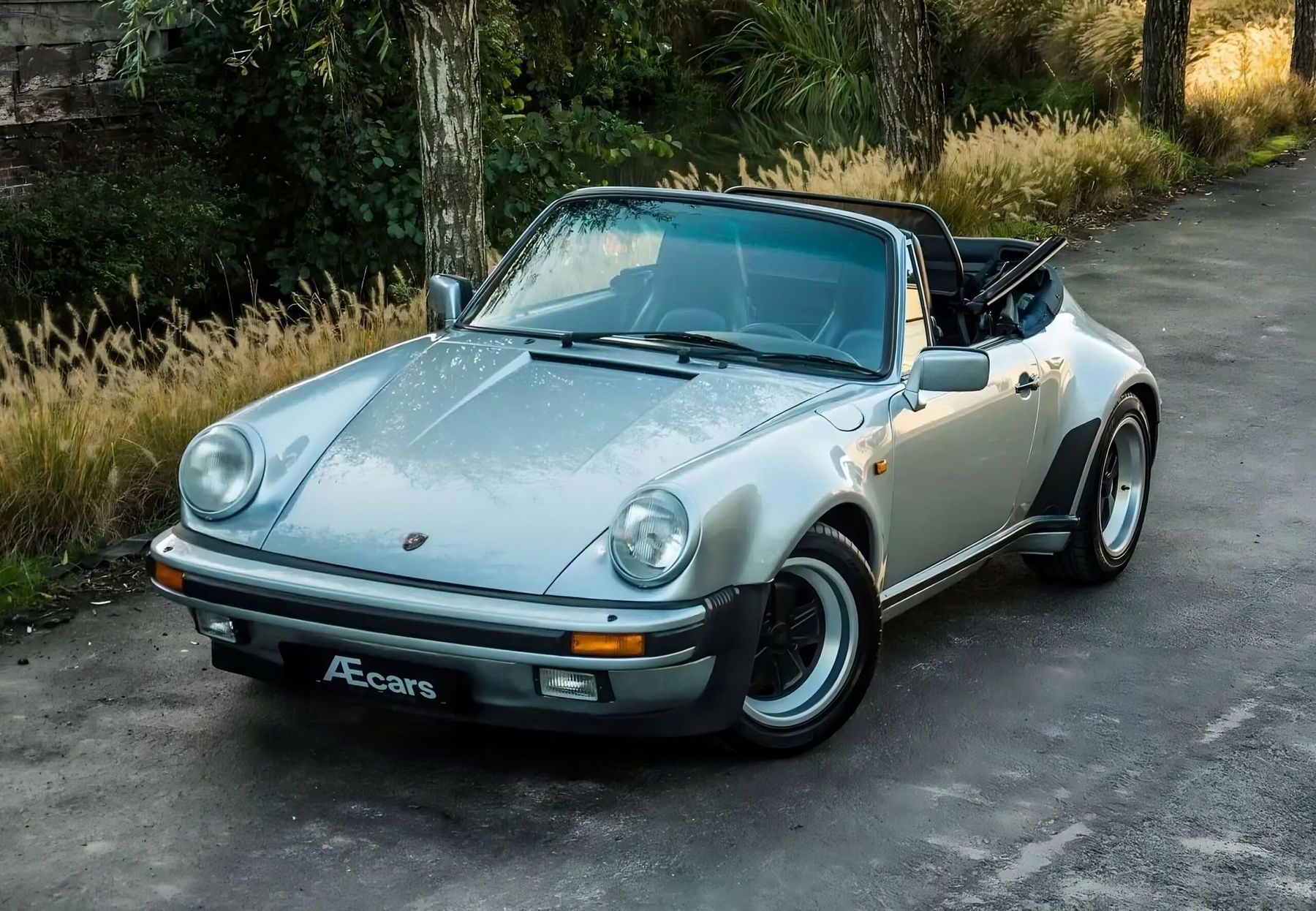 Porsche 911 Carrera 3.2 WTL