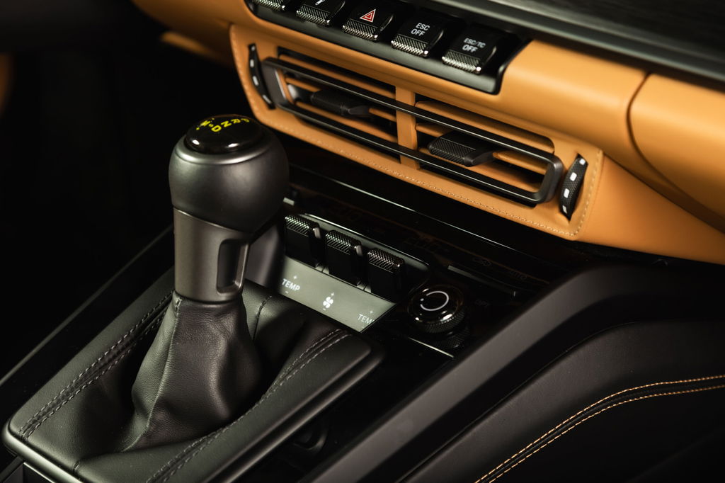 Porsche 992 GT3 Touring