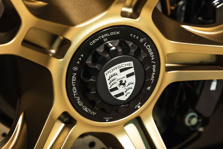 Porsche 992 GT3 Touring