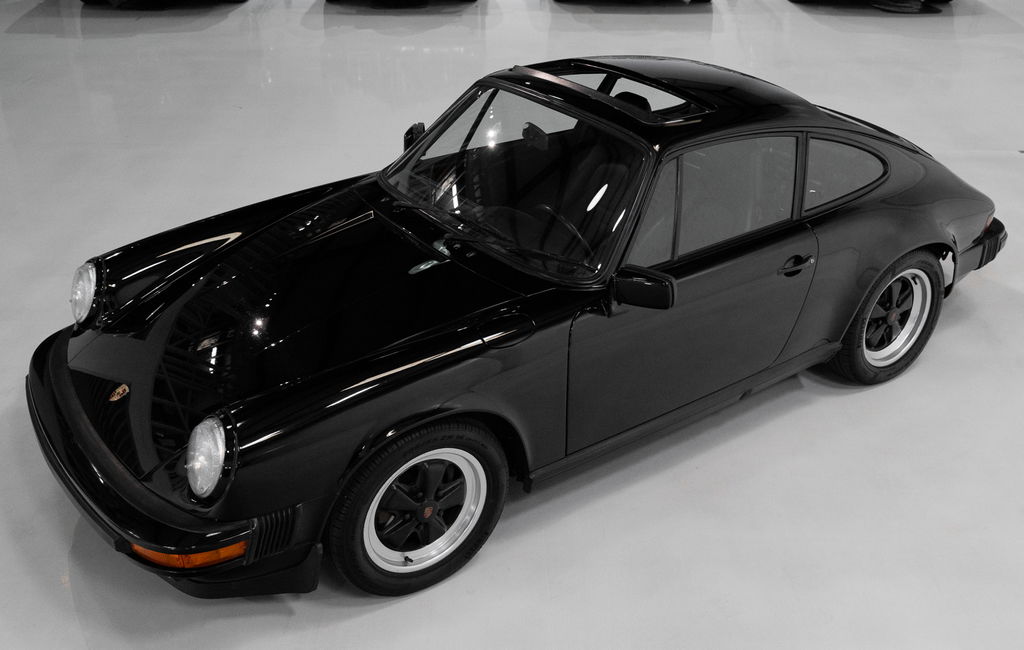 Porsche 911 Carrera 3.2 (US)