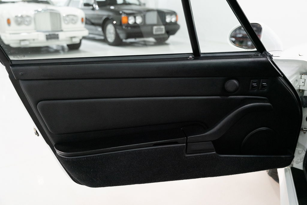 Porsche 993 Carrera 4S