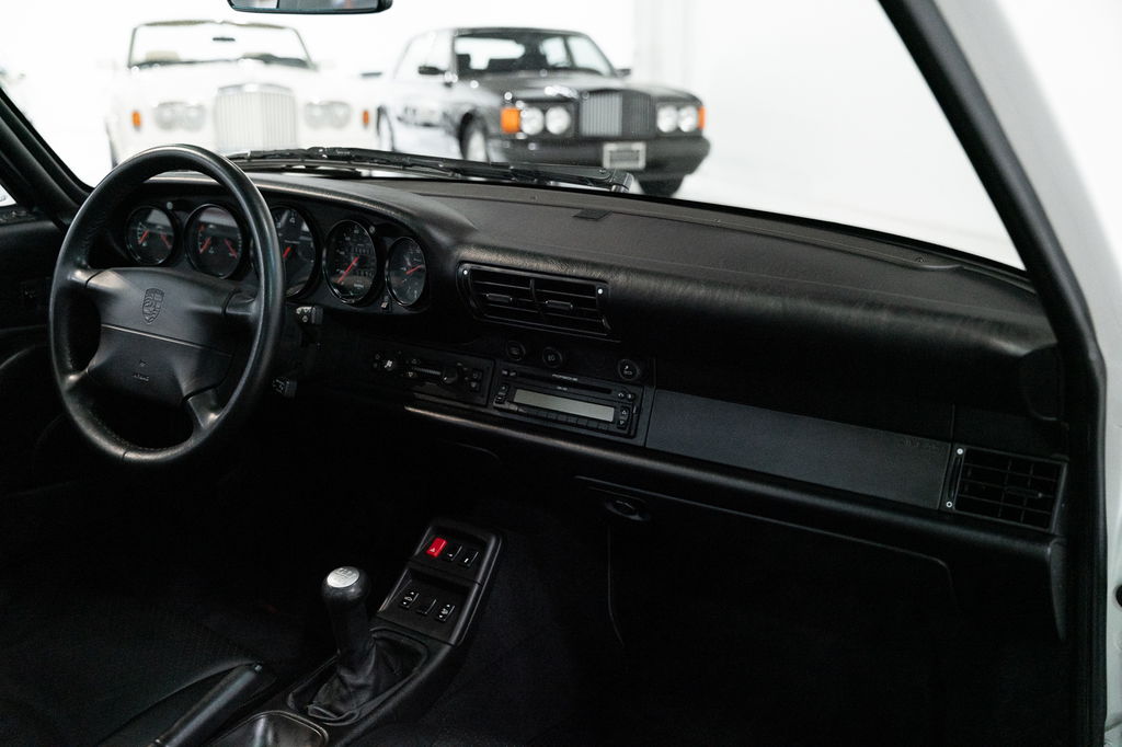 Porsche 993 Carrera 4S