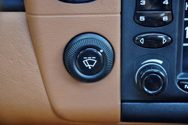 Porsche 996 Carrera 4 Millennium Edition