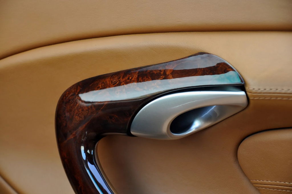 Porsche 996 Carrera 4 Millennium Edition