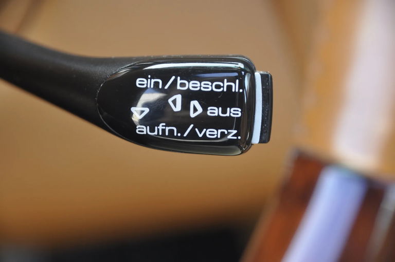 Porsche 996 Carrera 4 Millennium Edition