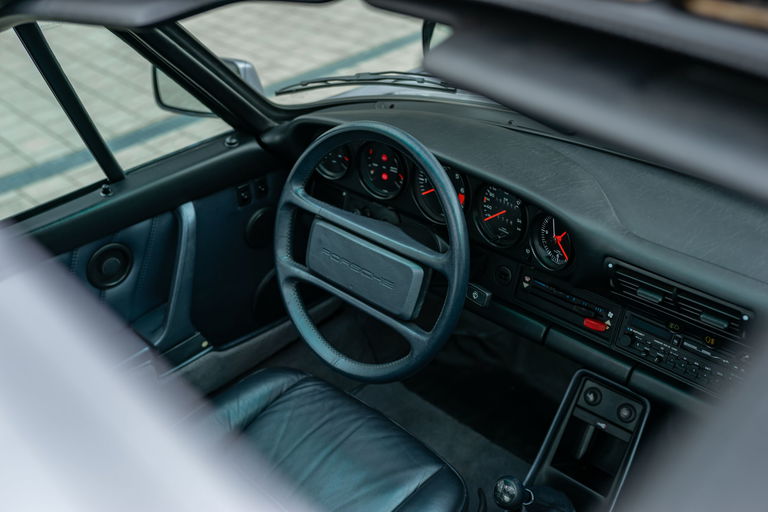 Porsche 911 Carrera 3.2