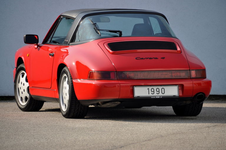 Porsche 964 Carrera 4