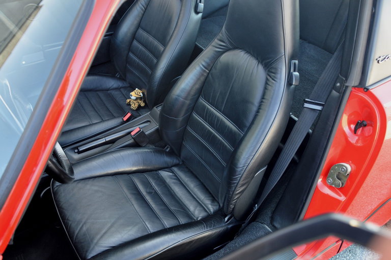 Porsche 964 Carrera 4
