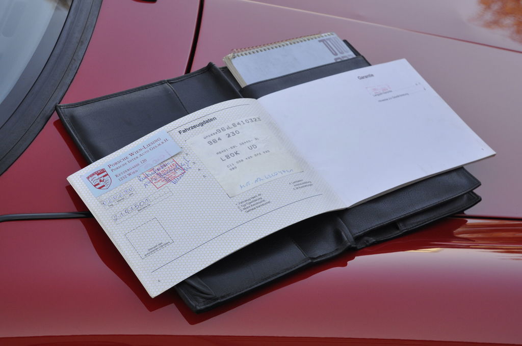 Porsche 964 Carrera 4