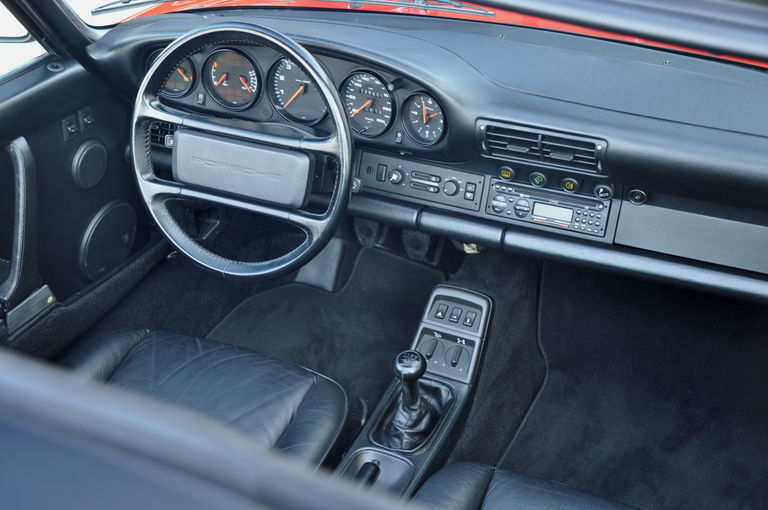 Porsche 964 Carrera 4