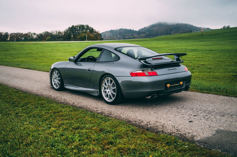 Porsche 996 Carrera