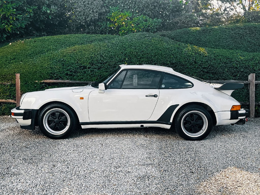 Porsche 911 Turbo 3.3