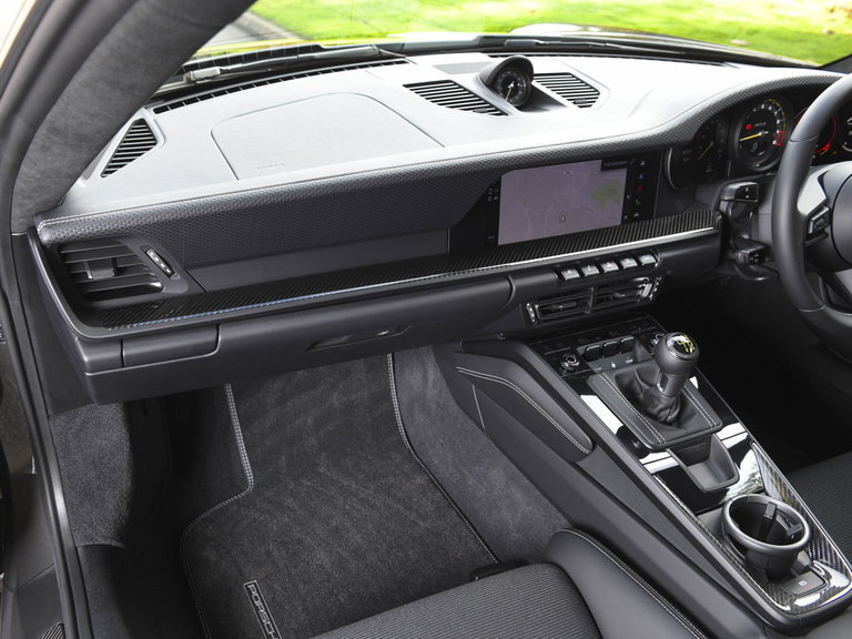 Porsche 992 GT3 Touring