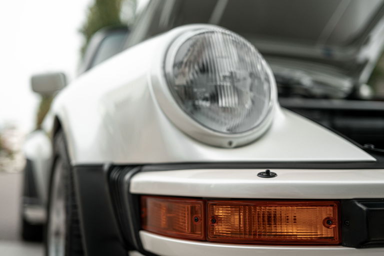 Porsche 911 Turbo 3.3