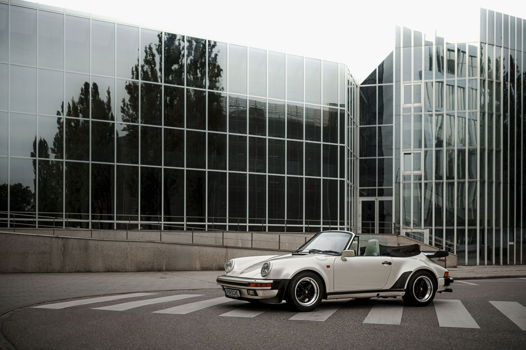 Porsche 911 Turbo 3.3