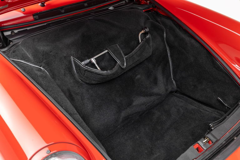 Porsche 964 Carrera 4