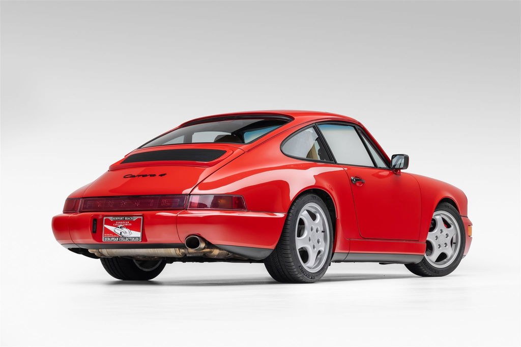 Porsche 964 Carrera 4