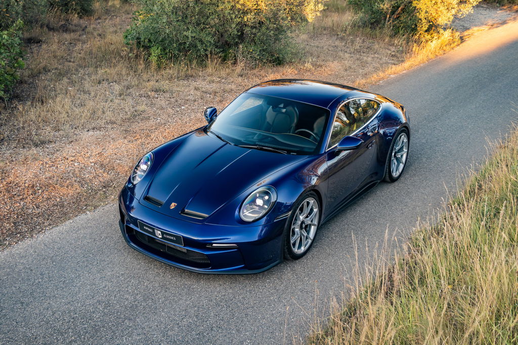 Porsche 992 GT3 Touring