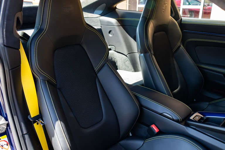 Porsche 992 GT3 Touring