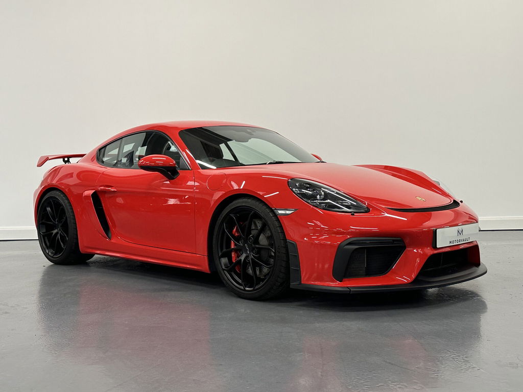 Porsche 718 Cayman GT4