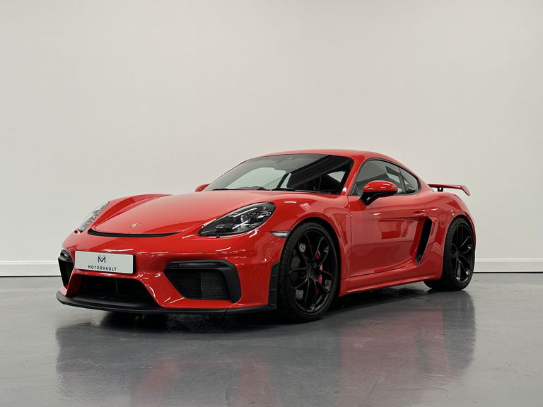 Porsche 718 Cayman GT4