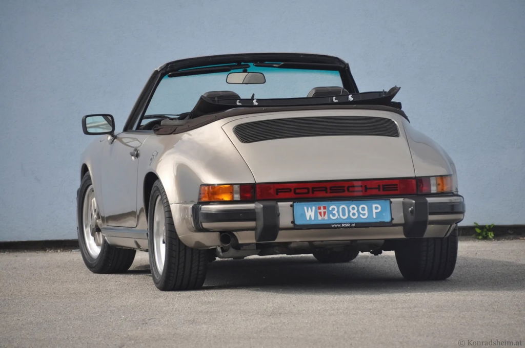 Porsche 911 Carrera 3.2 (KAT)