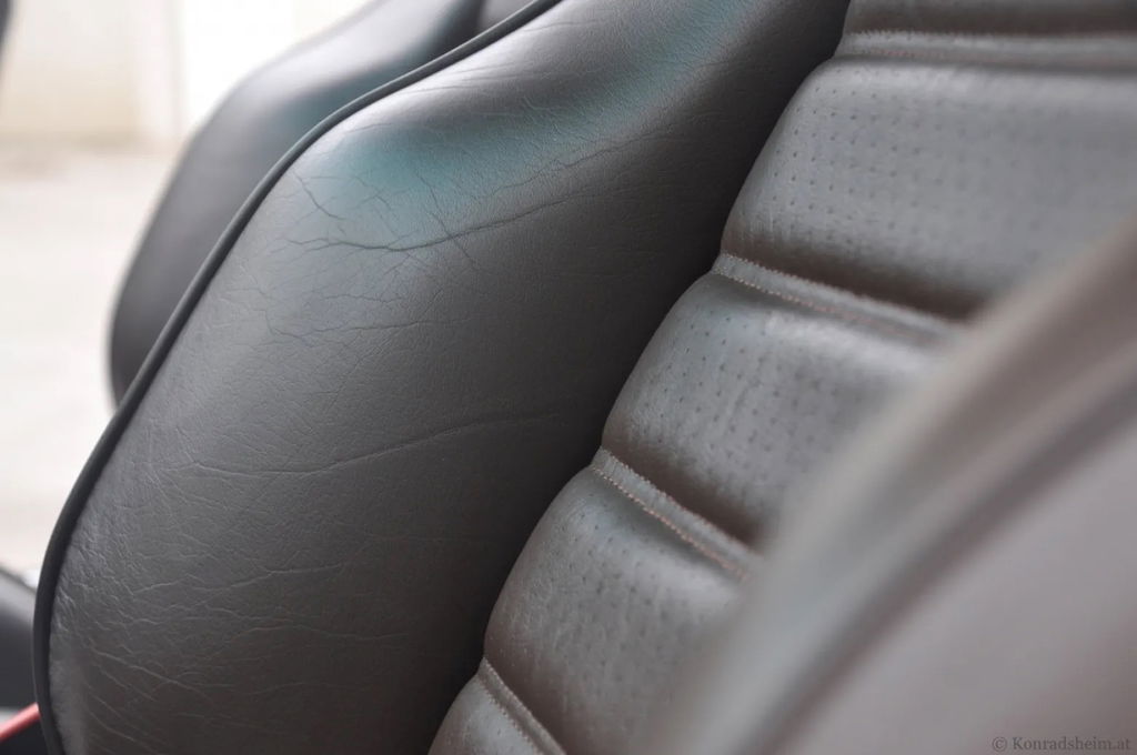 Porsche 911 Carrera 3.2 (KAT)