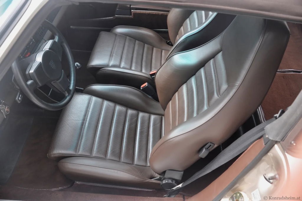 Porsche 911 Carrera 3.2 (KAT)