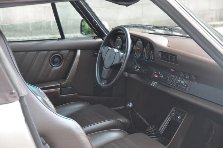 Porsche 911 Carrera 3.2 (KAT)